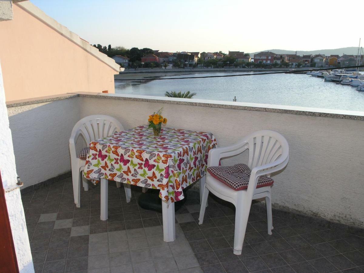 Vala Apartmani Бибине Екстериор снимка
